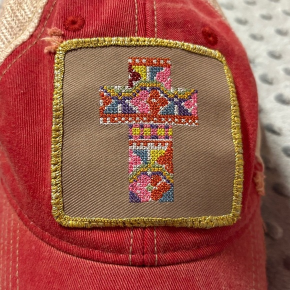 Judith March ❤️ CROSS ✝️ Detail Trucking Hat - Picture 4 of 7